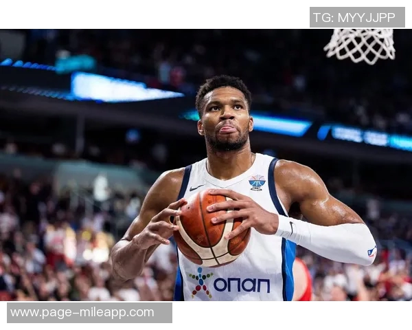 字母哥向队友透露有意加盟尼克斯或将被交易的想法